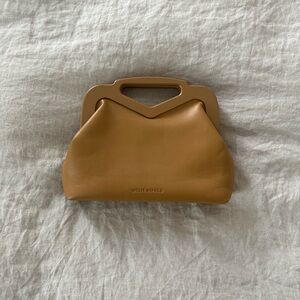 Melie Bianco Angie vegan crossbody bag